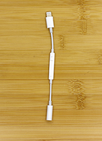 Переходник Lightning to наушники Jack+зарядка Lightning, MH024, с bluetooth, музыка, разговор, переключ гром-ти, белый