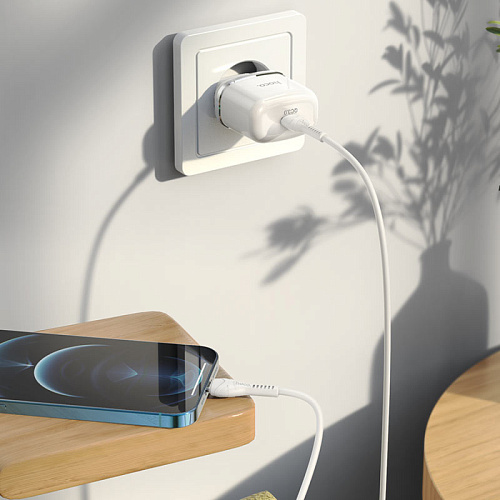 Сетевое зарядное устройство, 1 PD 20W + 1 USB 3.0 QC (N24), HOCO, Type-C to Lightning, белый