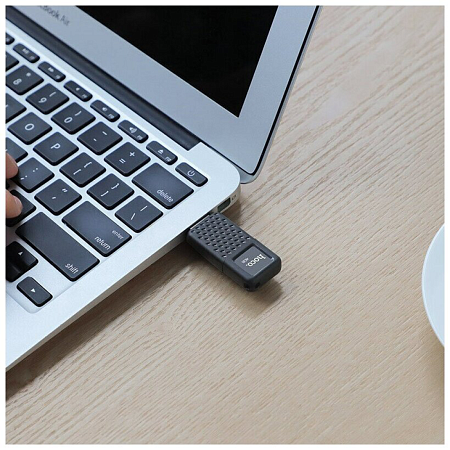 USB Flash Drive 4GB (UD6) Cкорость записи 6-10MB/S, Cкорость чтения 10-30MB/S