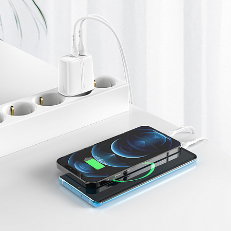 Сетевое зарядное устройство, 1 PD 20W + 1 USB 3.0 QC (N11), HOCO, Безопасный сертификат, Type-C to Lightning, белая