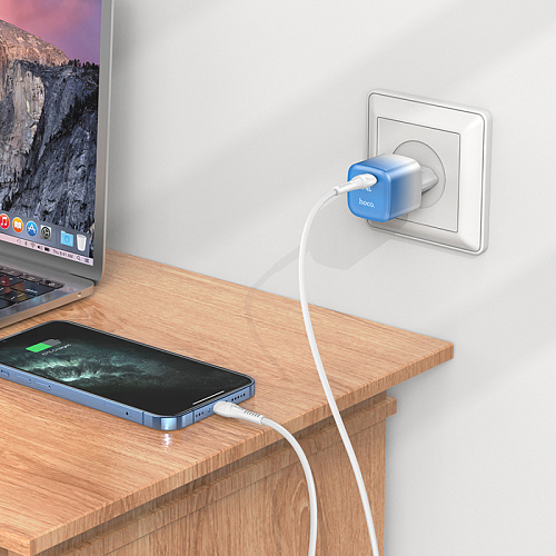 Сетевое зарядное устройство, 1 PD 20W + 1 USB 3.0 QC (C101A), HOCO, Type-C to Lightning, голубой с белым