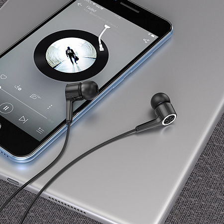 Проводные наушники M104, HOCO, Gamble universal earphones, вакуумные с микрофоном, черные