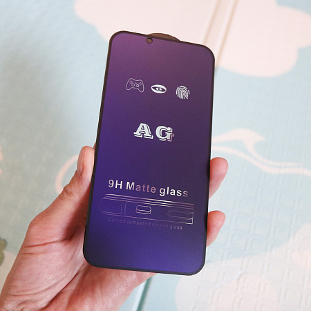 Защитное стекло на iPhone 13/13 Pro/14/16e (6.1), Anti-blue ray матовый, черное, X-CASE