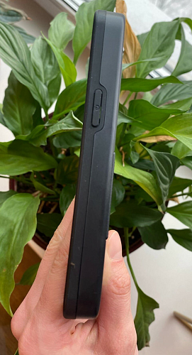 Чехол силиконовый для iPhone 13 mini (5.4), противоударный с ремешком на руку, X-CASE, черный