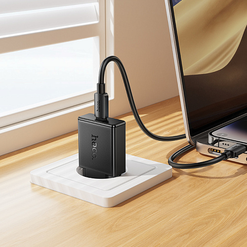 Сетевое зарядное устройство, 1 PD 20W (N72), HOCO, Type-C to Lightning, черный