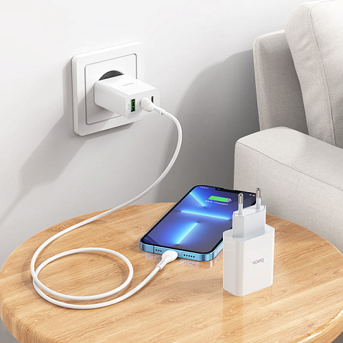 Сетевое зарядное устройство, 2 PD 20W/18W + 1 USB 3.0 QC (C99A), HOCO, Type-C to Lightning, белая